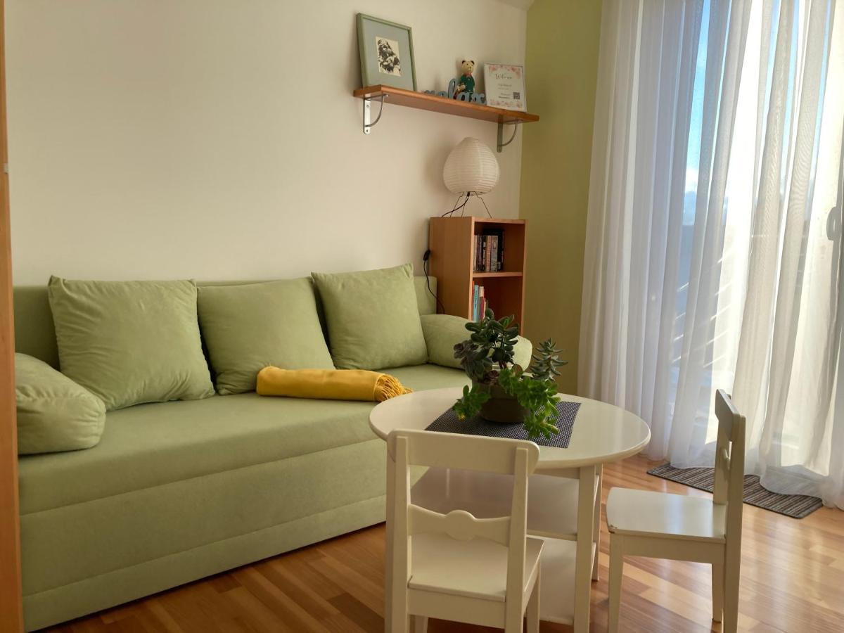 Natasha'S Garden House Apartment Dol pri Ljubljani ภายนอก รูปภาพ